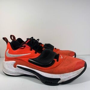 Men’s 14 Zoom Freak 3